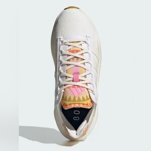 New Adidas Women's Cream and Pink Sneakers